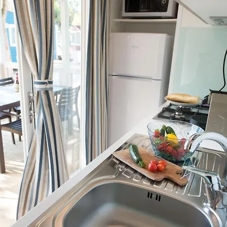 Mobil Valkanela Vacanceselect 3* Orsera